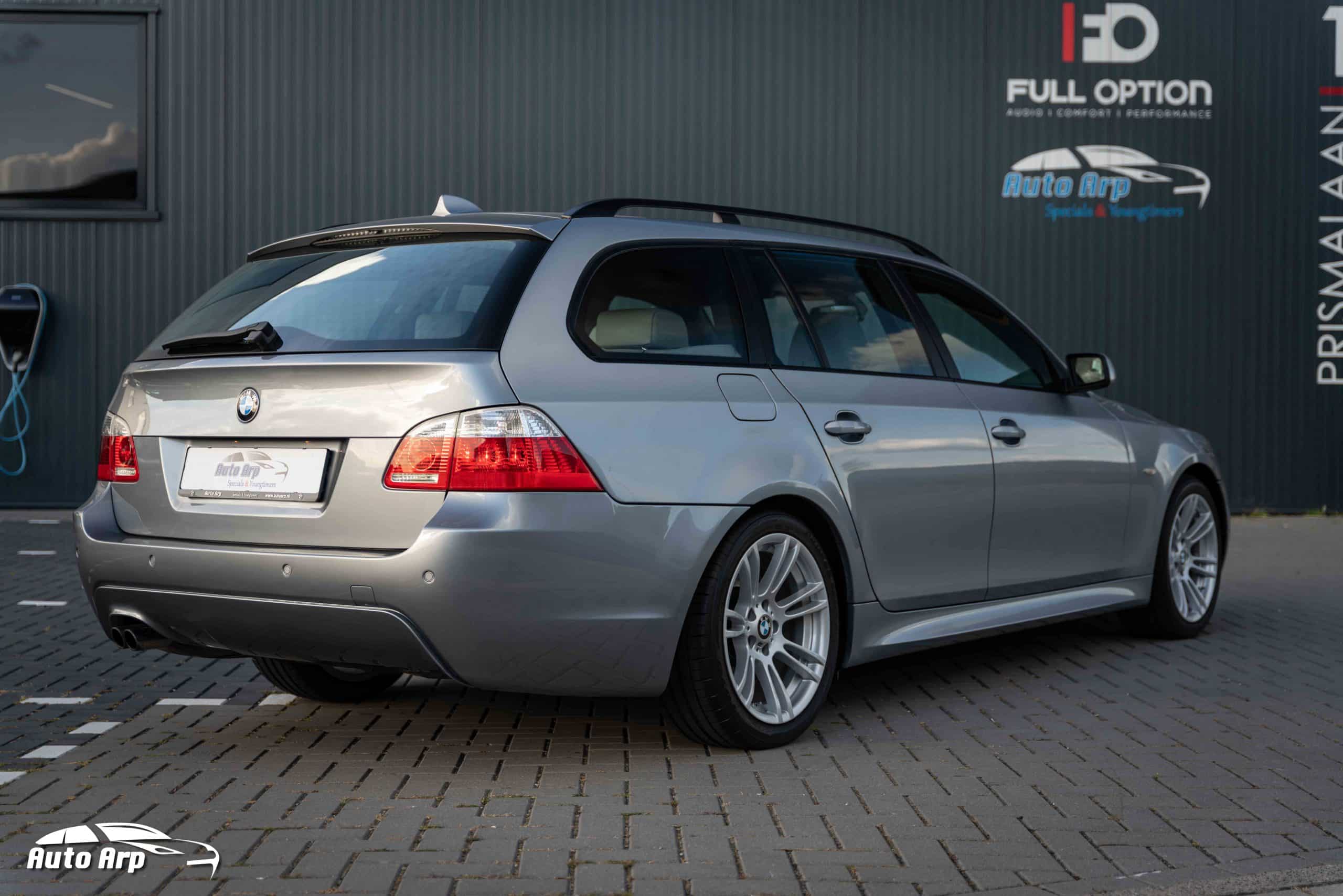 BMW E61 525i Touring met af fabriek M pakket | Auto Arp