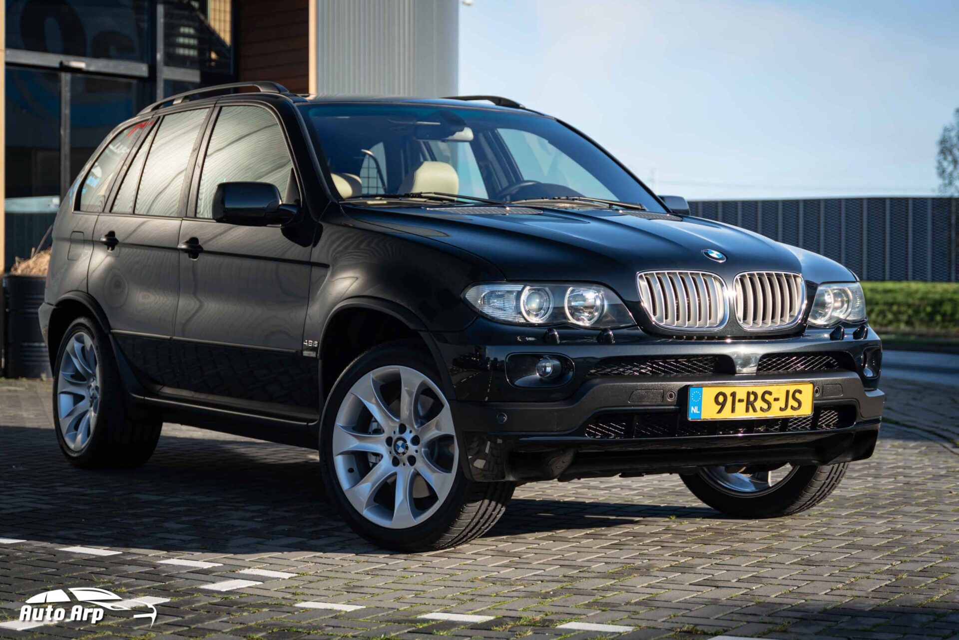 https://www.autoarp.nl/wp-content/uploads/2021/11/BMW-X5-4.8-2-van-35-scaled.jpg