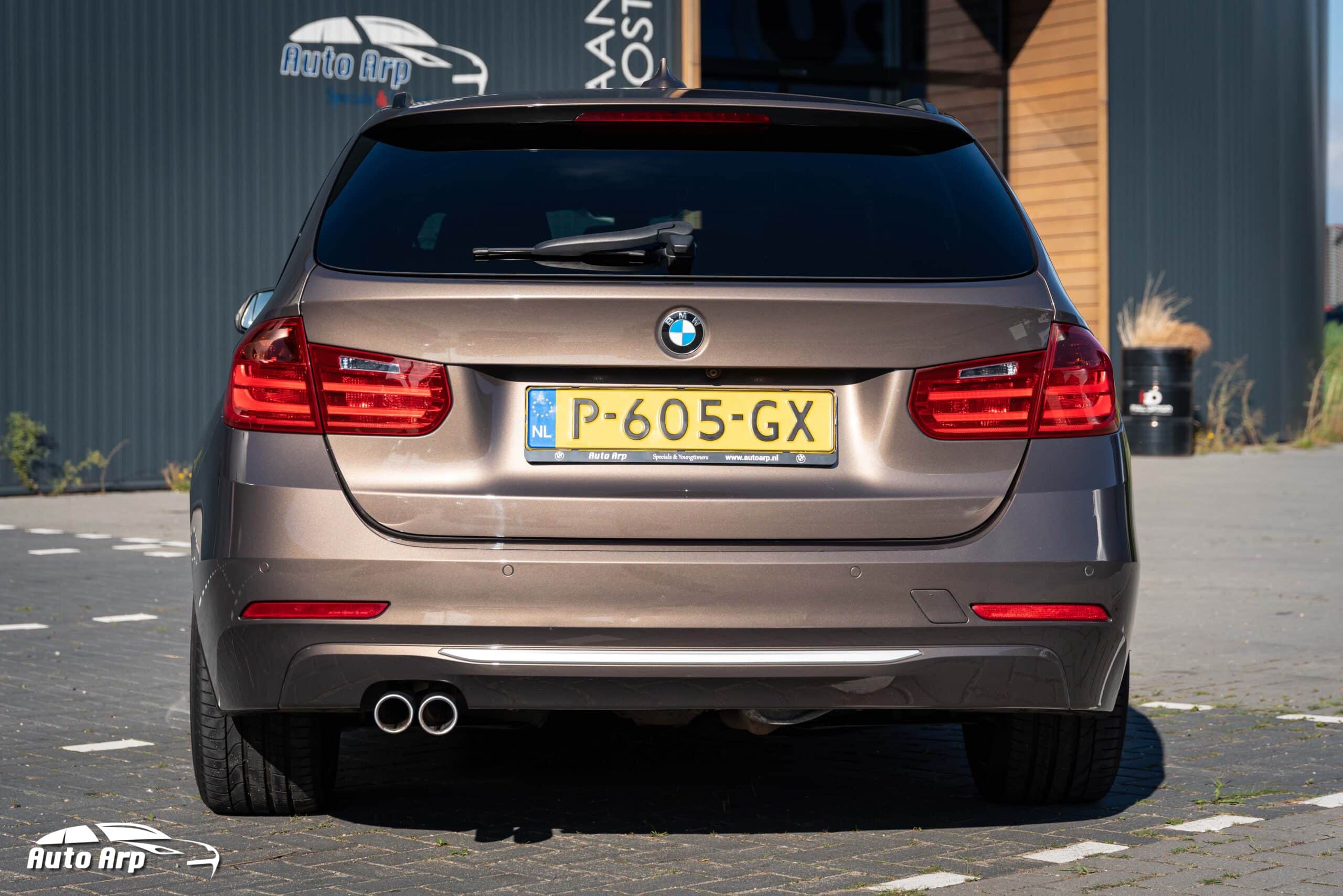 BMW F31 330D xDrive in the beautiful color Brown