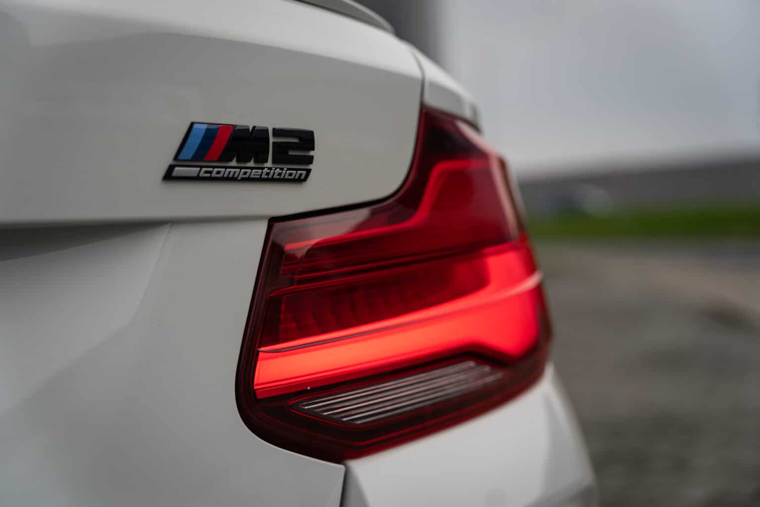 BMW M2 wit-22