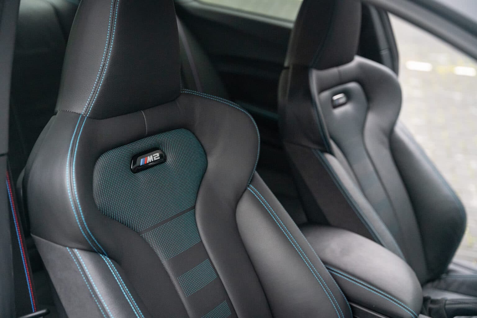 BMW M2 wit-31