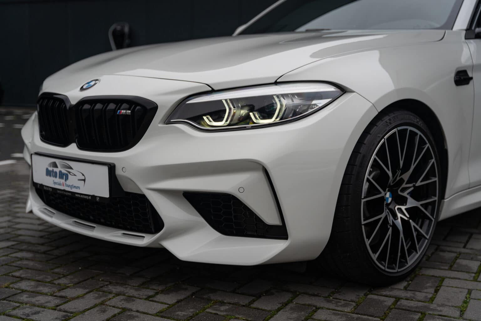 BMW M2 wit-6