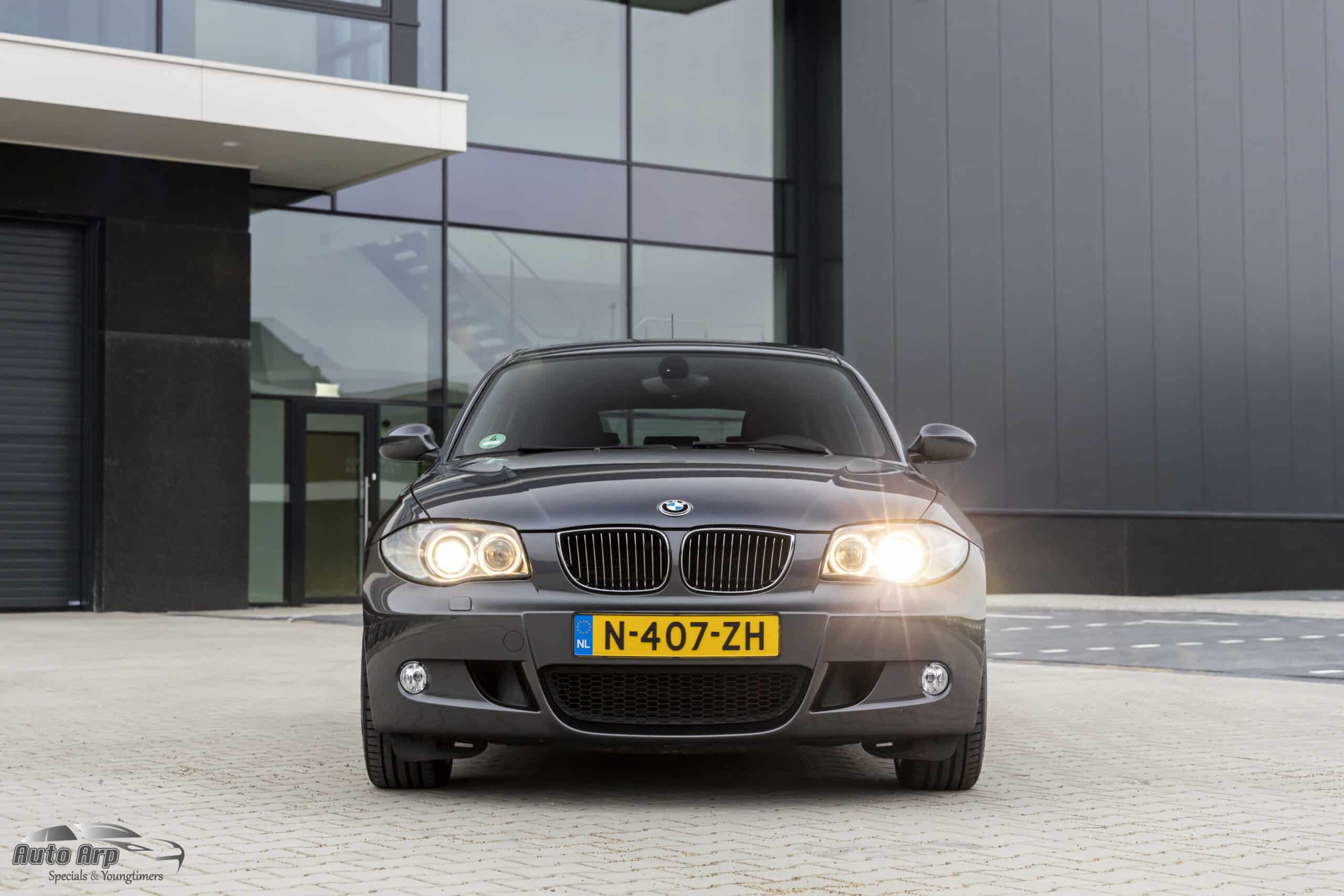 BMW E87 130i Cup sport with m package